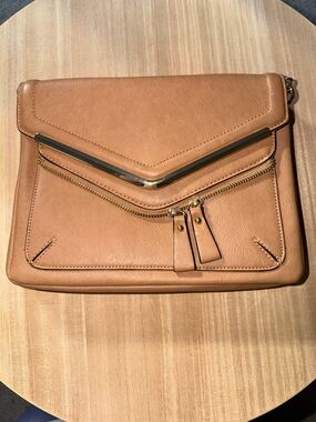 Tan Women’s Zip-Top Clutch/Crossbody